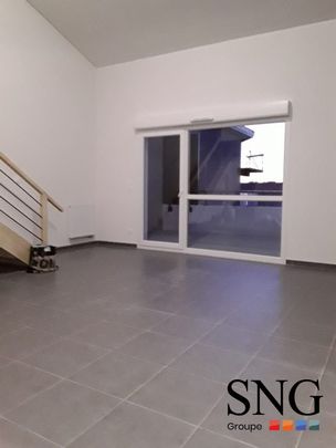 T4 AVEC TERRASSE ET PARKING DOUBLE - Photo 1