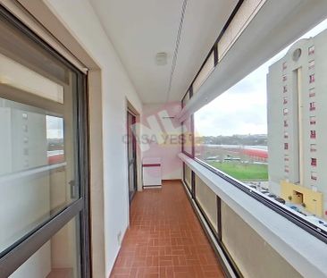Apartment T2 in Lumiar, Lisboa - Photo 1