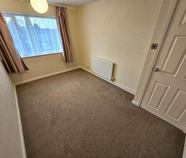 Merryfield Close, Solihull, B92 - Photo 1