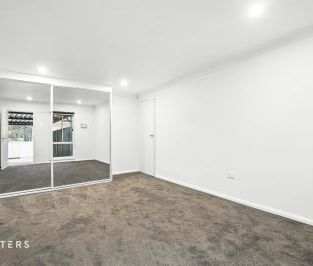Spacious and Well-Proportioned Flat in Greystanes - Photo 1