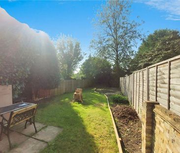1 bedroom semi-detached house to rent - Photo 5