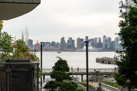 172 Victory Ship Wy (2nd Floor), North Vancouver - Photo 3