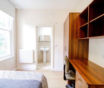 Apt 2, 8 Springfield Mount - Photo 1