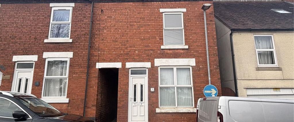 3 bedroom terraced house to rent - Photo 1