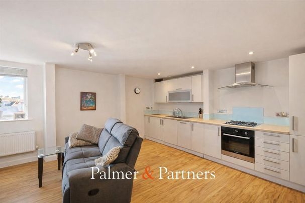 1 bedroom apartment to rent - Photo 1