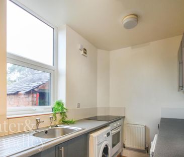 1 bedroom house of multiple occupation to rent - Photo 3