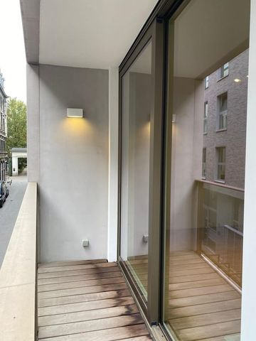 Appartement te huur - Foto 4