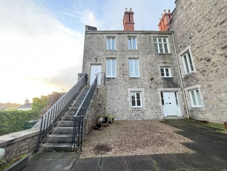 Apartment 2/16 Cathedral Close, Armagh BT61 7EF - Photo 4