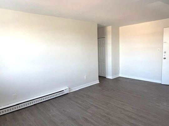 For Lease - 357 Wilson Road Unit# 217, Oshawa, Ontario - Photo 1