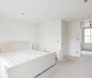 4 bedroom townhouse to rent - Photo 4