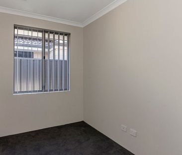 Apply Now! - Photo 6