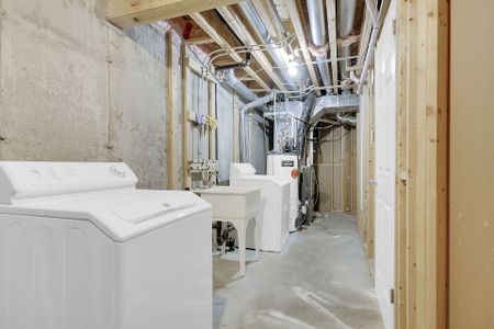 For Lease - 418 Temiskaming Crescent, Barrhaven, Ontario - Photo 3