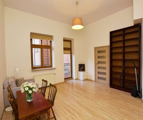 Mieszkanie 60 m2 na Rynku Dębnickim – 2 osobne pokoje, duży balkon - Фото 1