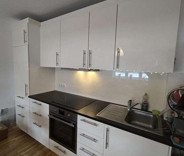 Attraktive, renovierte 1-Zimmer Wohnung in Bahnhofsnähe zu vermieten! - Foto 2