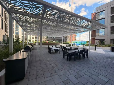 For Lease - 10 Oak Street Unit# 2502, Toronto, Ontario - Photo 4