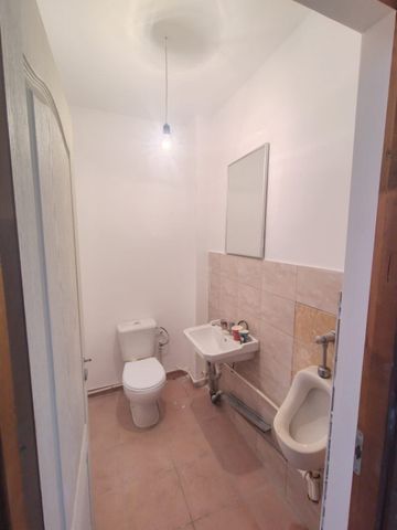 Casa de inchiriat pentru muncitori, 3 camere, 75 mp, zona Br - Fotografie 2
