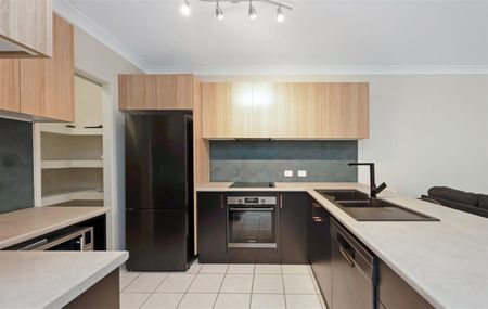 2/11 Macintosh Street, Hermit Park QLD 4812 - Apartment For Rent | Domain - Photo 5