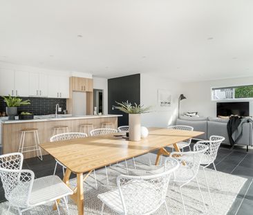 15 Nelumie Street Lindisfarne TAS 7015 Australia - Photo 5