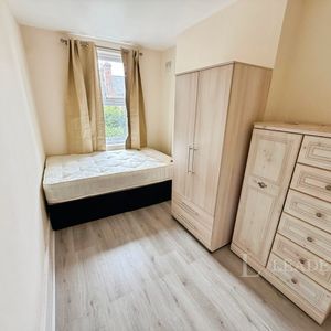 1 bedroom property to rent Leicester Street, Leamington Spa, CV32 - Photo 2