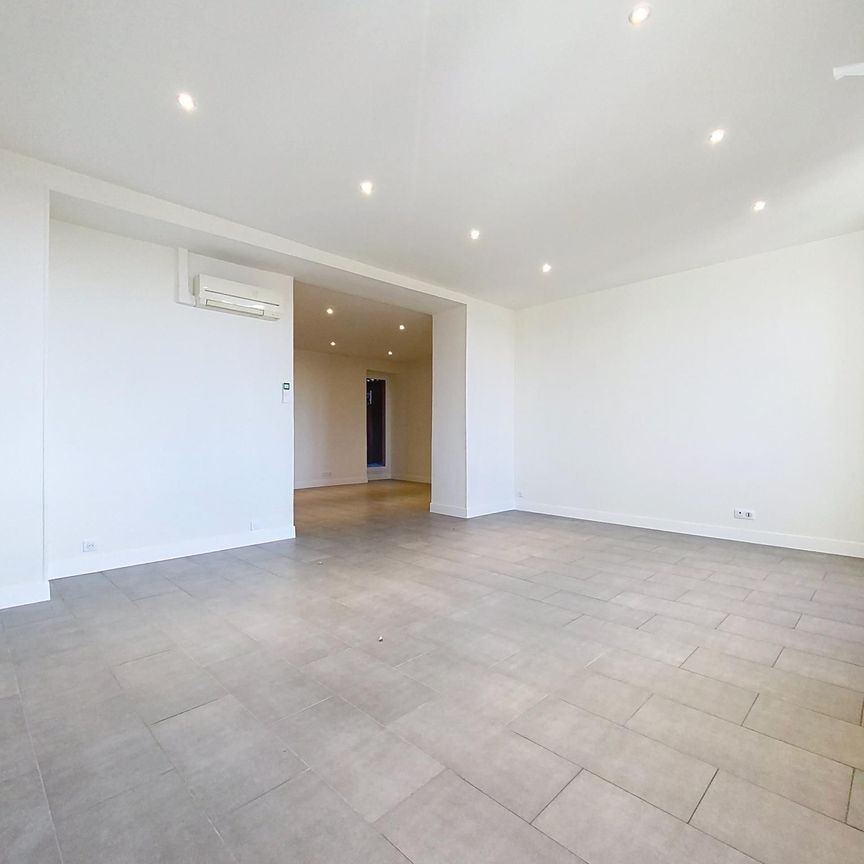 Location Appartement 6 pièces 160m² NICE 06300 - Photo 1