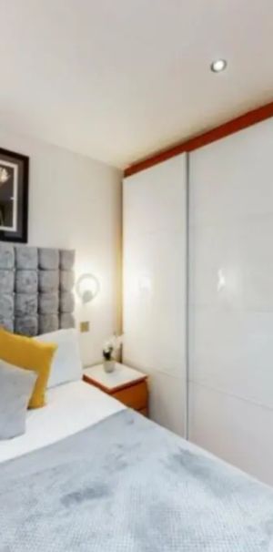 1 bedroom flat - Photo 1