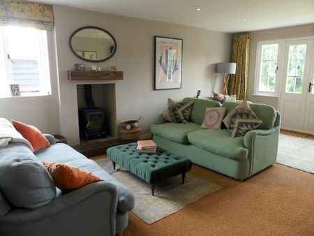 3 bedroom detached house to rent - Photo 4