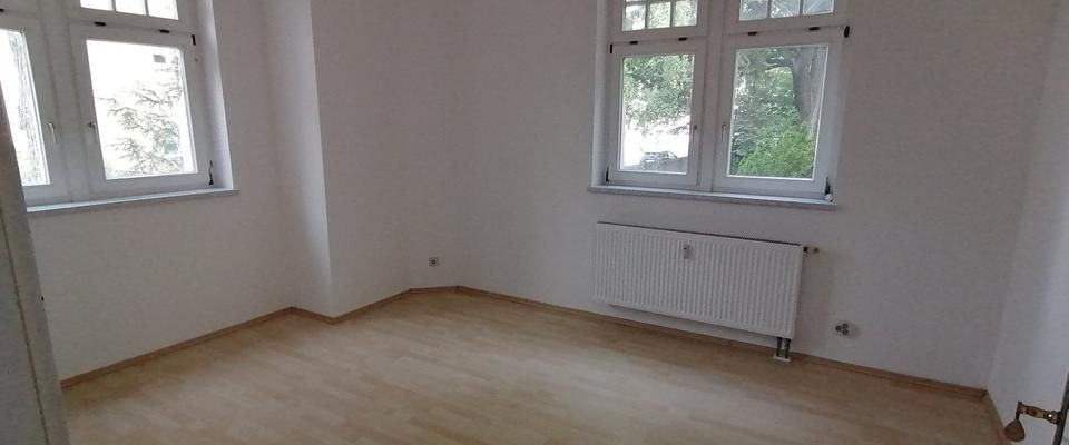 2-Raum-Wohnung mit Einbauküche im Erdgeschoss (Hochparterre) in 09573 Augustusburg - Photo 1