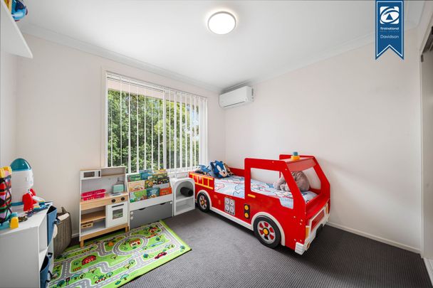 Beautifully Presented 3-Bedroom Townhouse in a Prime Location - Photo 1