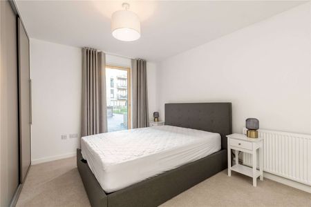 A superb modern ground floor one bedroom flat with a private terrace in a new development in Cannonmills. - Photo 5