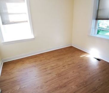 For Lease - 348 Dufferin Avenue Unit# Upper, Belleville, Ontario - Photo 3