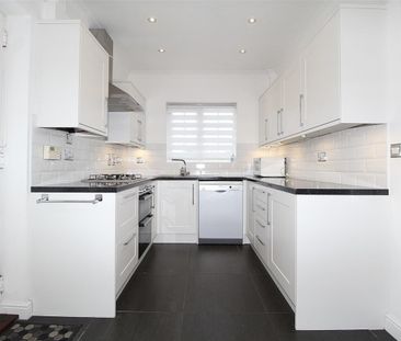 4 Bedroom House - Detached To Let - Photo 4