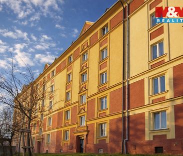 Pronájem bytu 2+1 45 m² - Photo 1