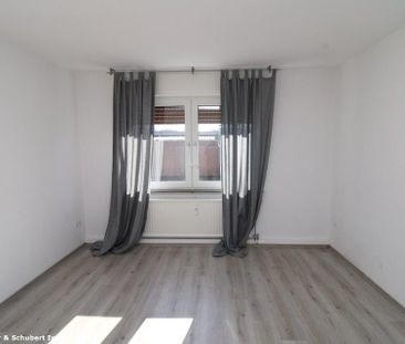 Sehr helle, gut aufgeteilte 2,5 Raum-Wohnung mit Balkon. Ruhige Lage - Photo 3