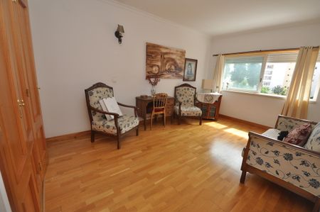 Apartamento T3 para Arrendamento nos Jardins da Parede - Foto 5