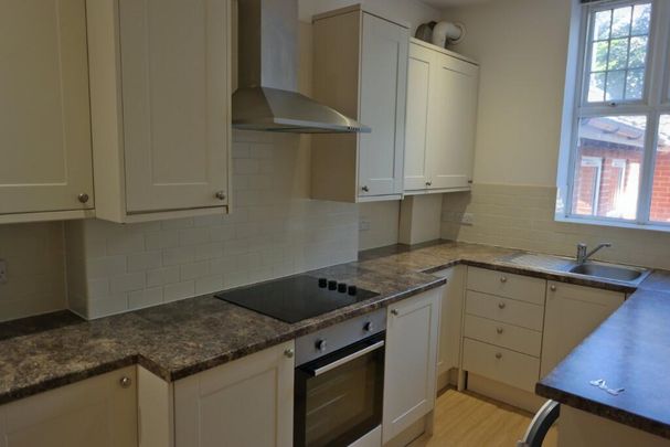 2 bedroom apartment to rent - Photo 1