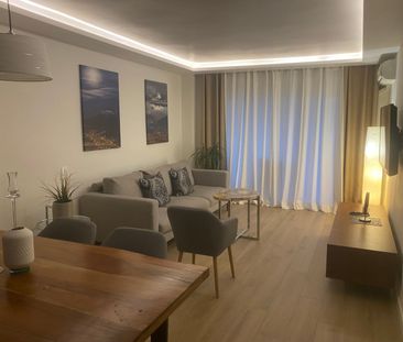 Alquiler de piso en Avenida Ricardo Soriano, 64 - Photo 1