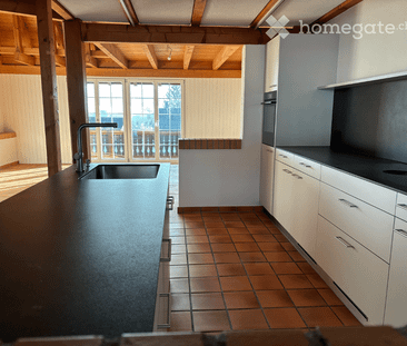 Frisch renoviertes 3-stöckiges Bijou mit Bergsicht & Terrasse - Photo 1