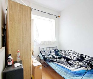 Alma Road, Enfield, Middlesex, EN3 - Photo 4