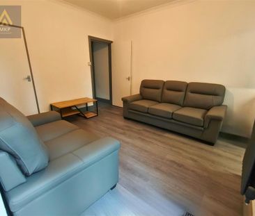 5 bedroom terraced house to rent - Photo 3