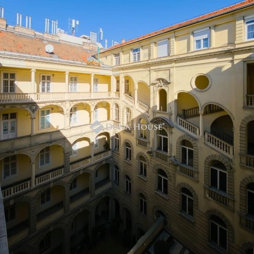 Kiadó jó állapotú lakás - Budapest V. kerület - Photo 1