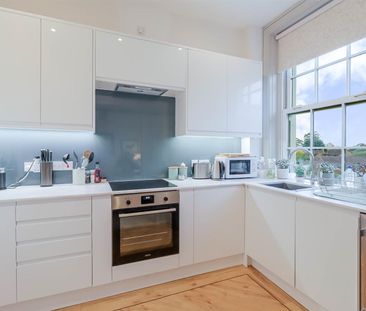 A 1 Bedroom Flat in St. Stephens Road, Cheltenham - Photo 6