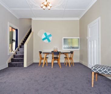 Beauty and the Bungalow - Photo 4