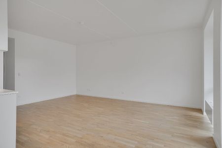 Lys og rummelig 3'er med stort køkken alrum - Foto 5