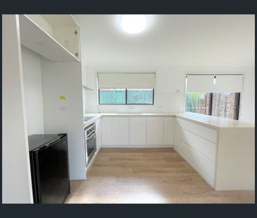 Genuine long term lease available - Photo 4