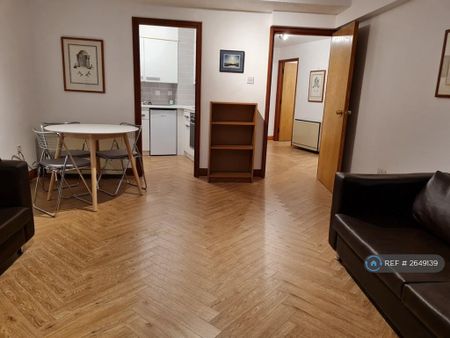 1 bedroom flat to rent - Photo 5