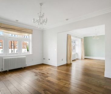 3 Bedroom Apartment To Let - Photo 4