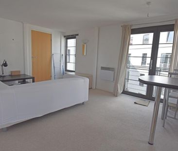 1 bedroom apartment to rent - Photo 2