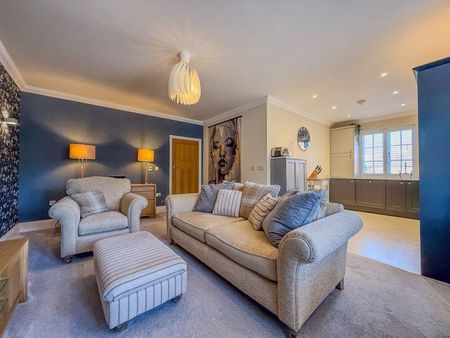 2 bedroom apartment to rent - Photo 3