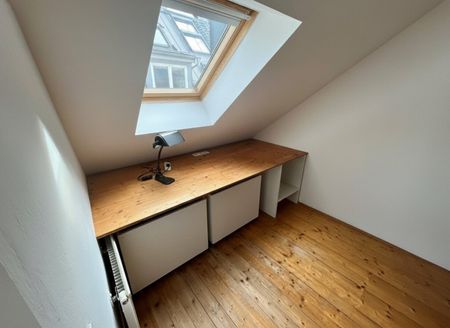 Schöne DACHGESCHOSSWOHNUNG mit Terrasse - nähe Donaulände zu vermieten - Foto 4