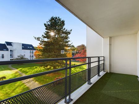 Apartment - Photo 2